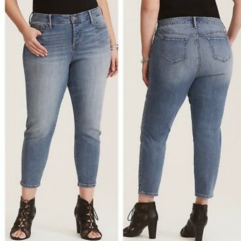 Torrid jeans size 26